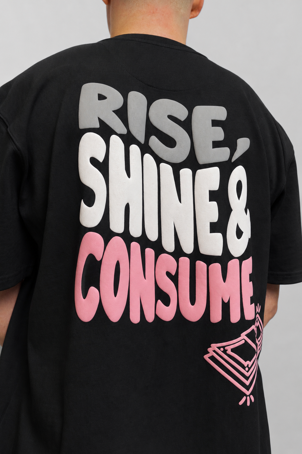 BLACK PINK RISE TEE