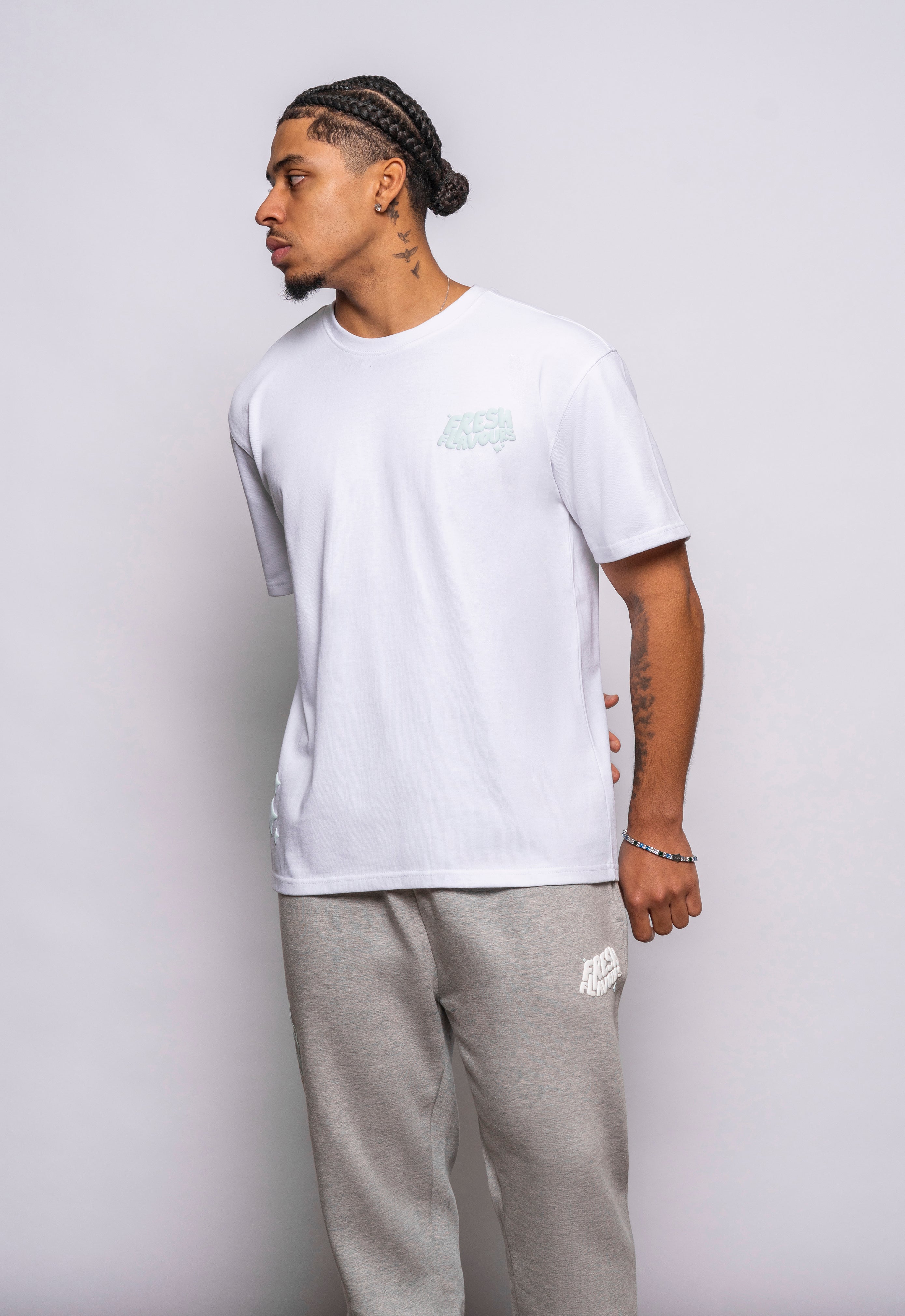 WHITE FRESH FLAVOURS TEE