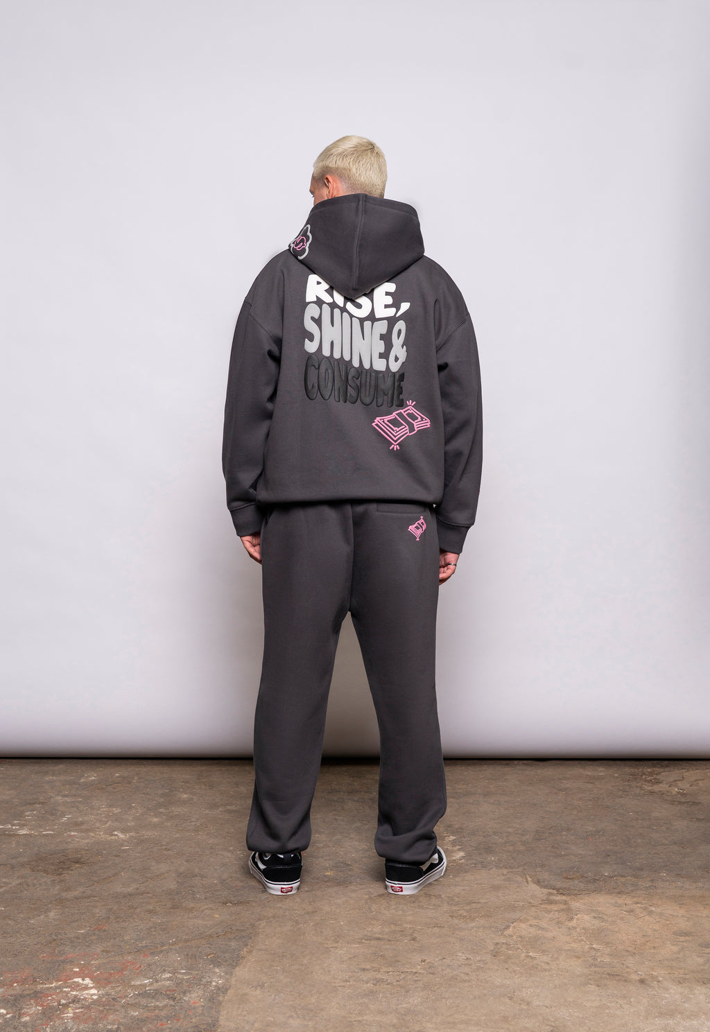 CHARCOAL RISE JOGGER