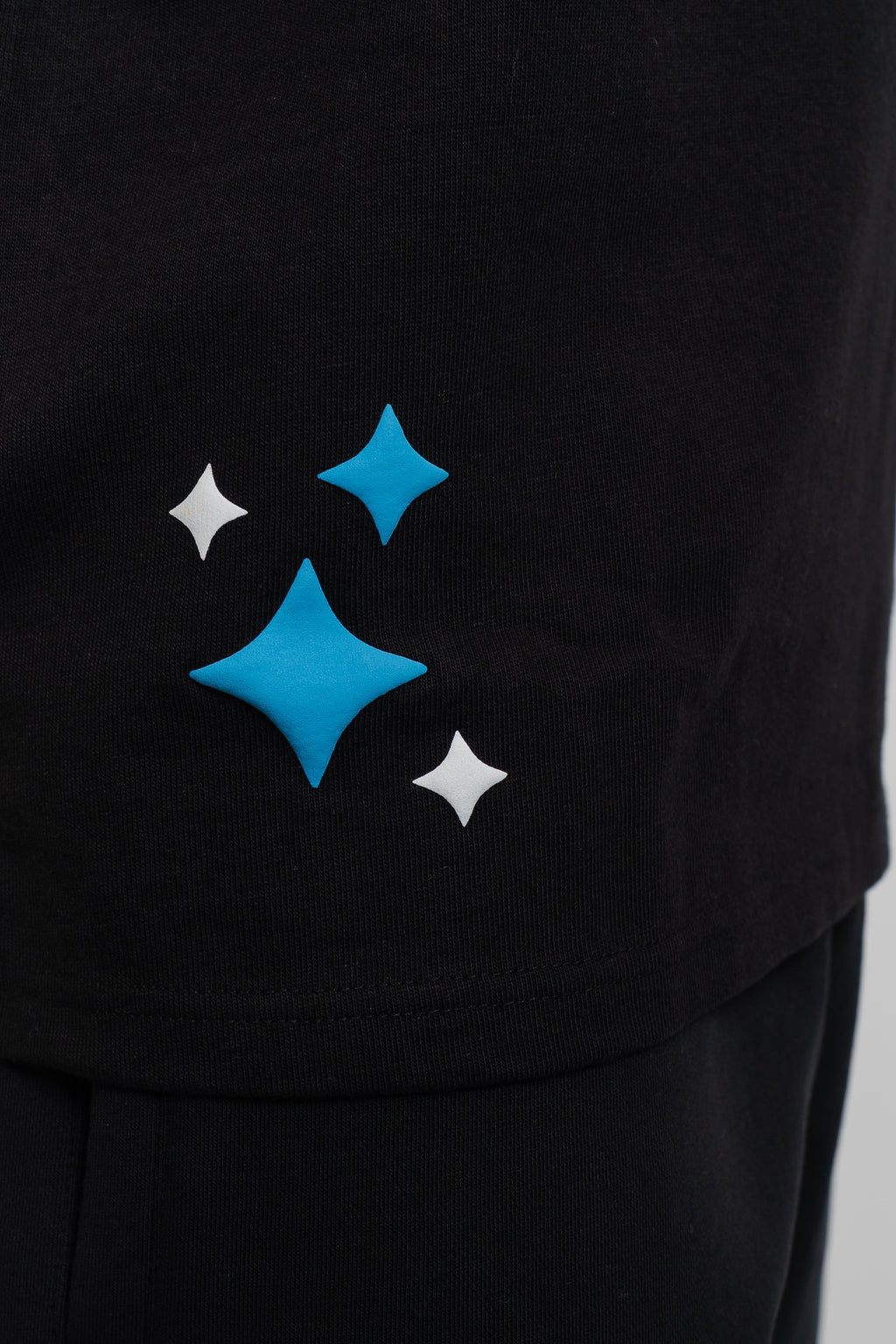 BLACK FRESH FLAVOURS TEE