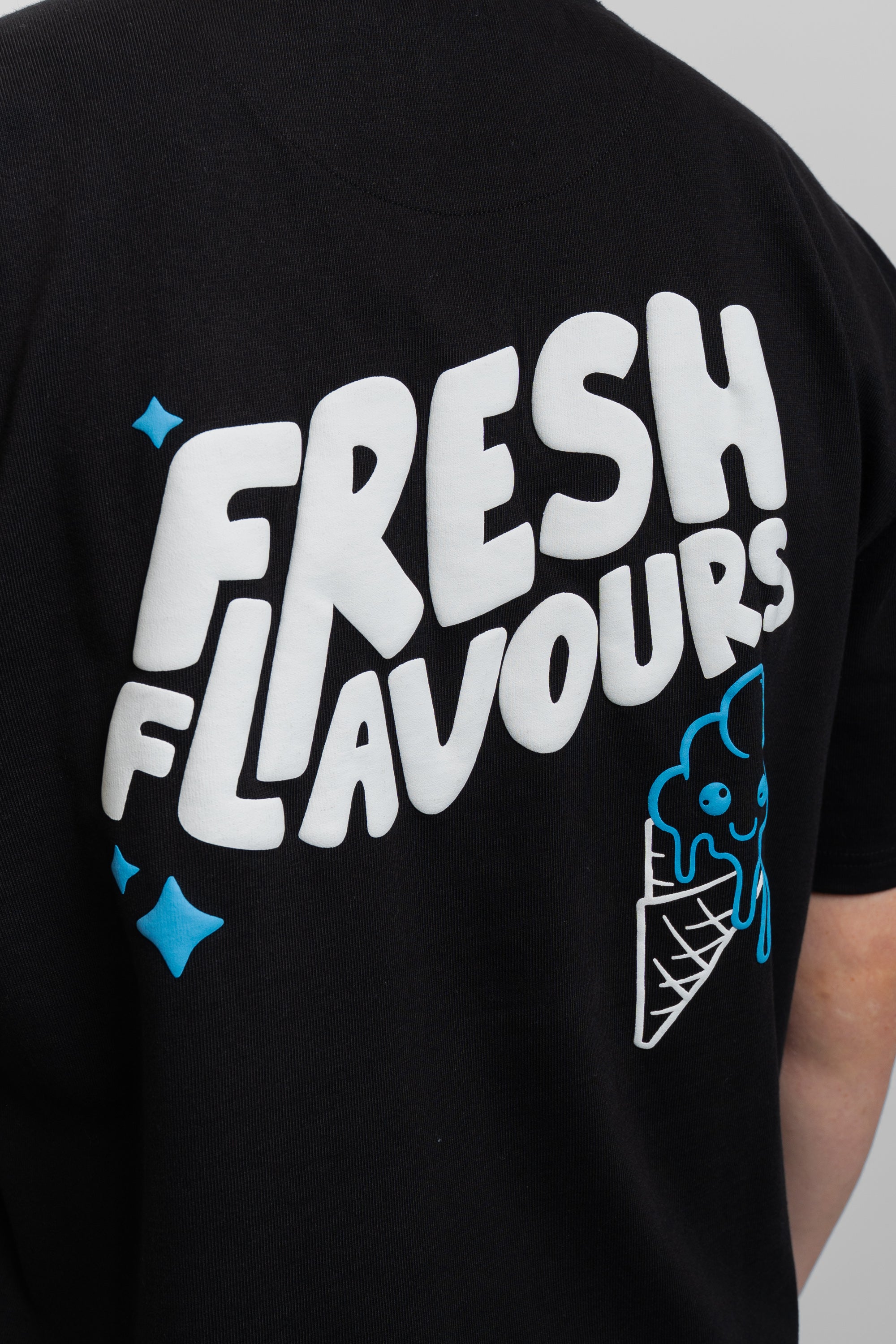 BLACK FRESH FLAVOURS TEE
