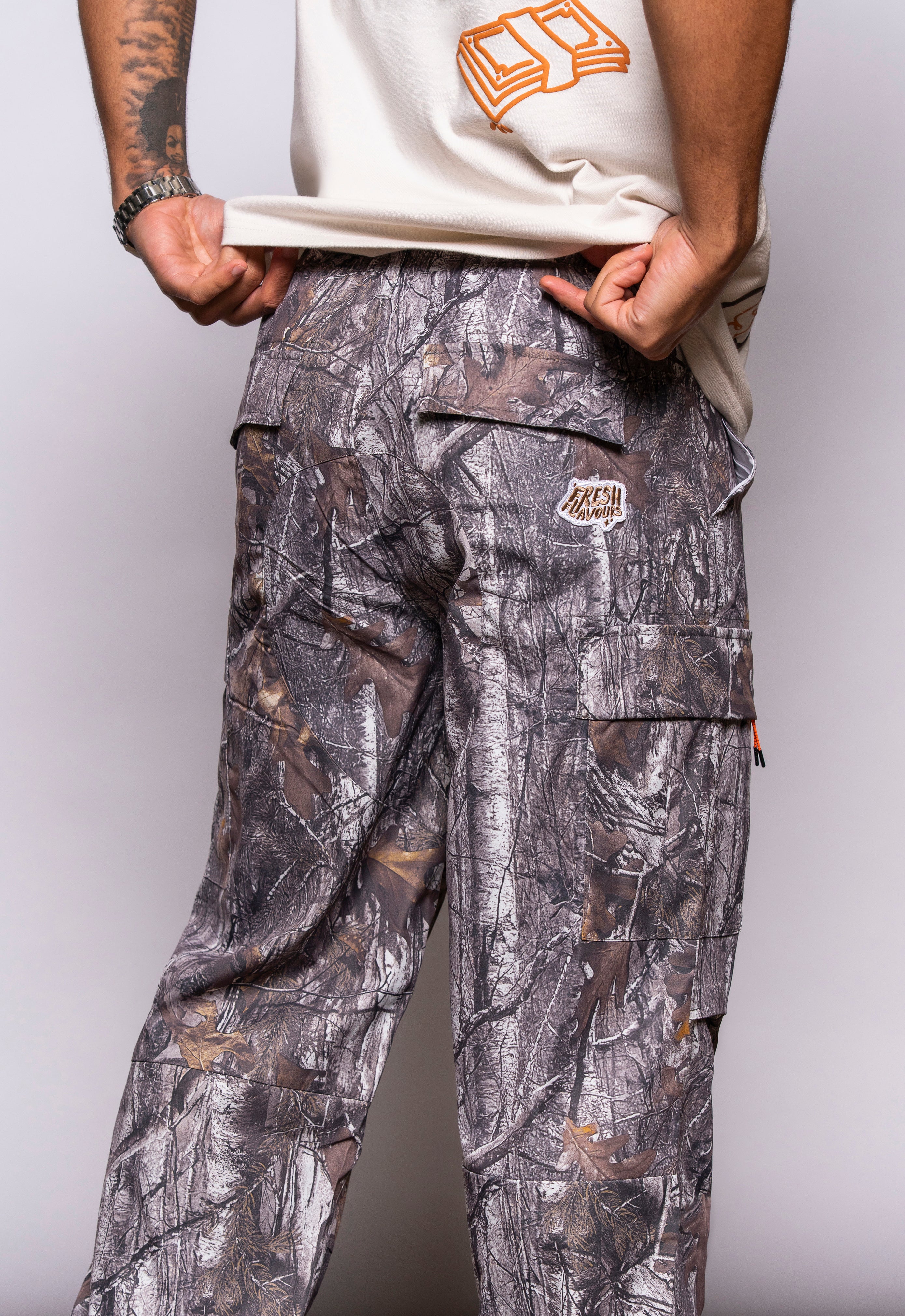 WOODLAND CAMO CARGO