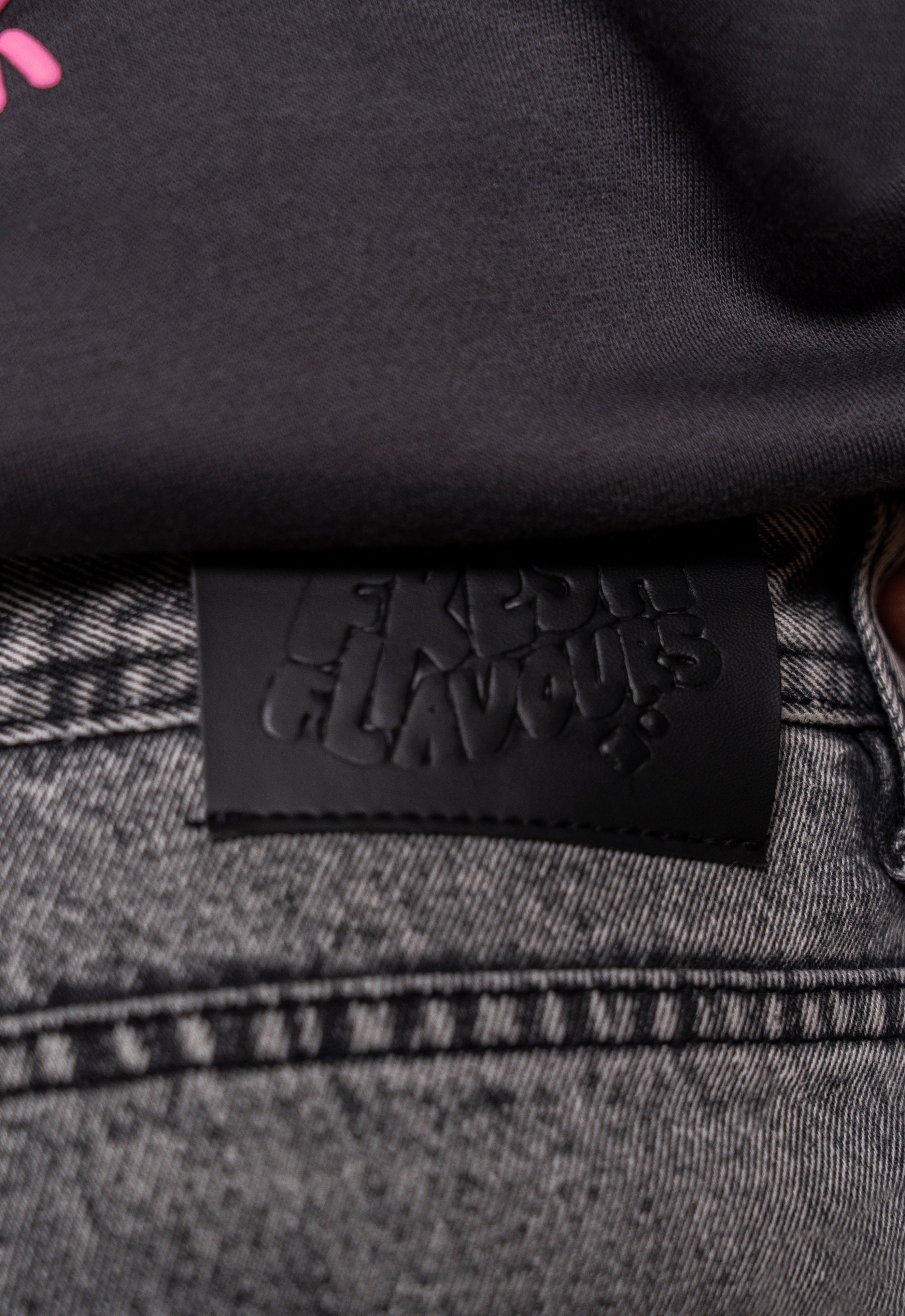 GREY STAR APPLIQUE JEAN