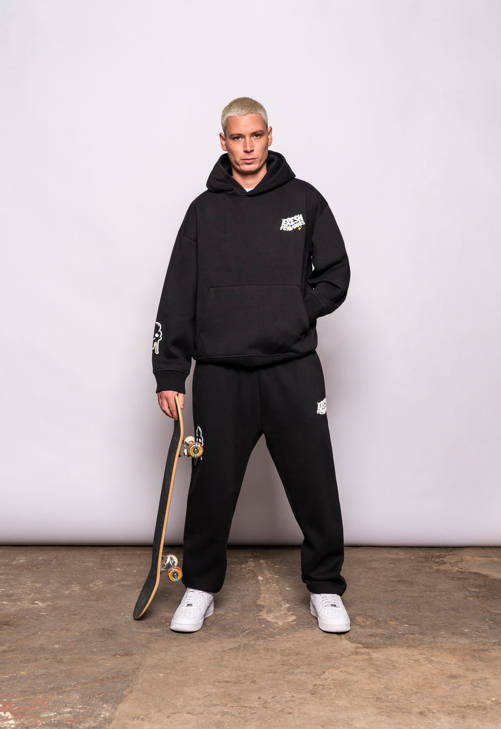 BLACK FRESH FLAVOURS HOODIE