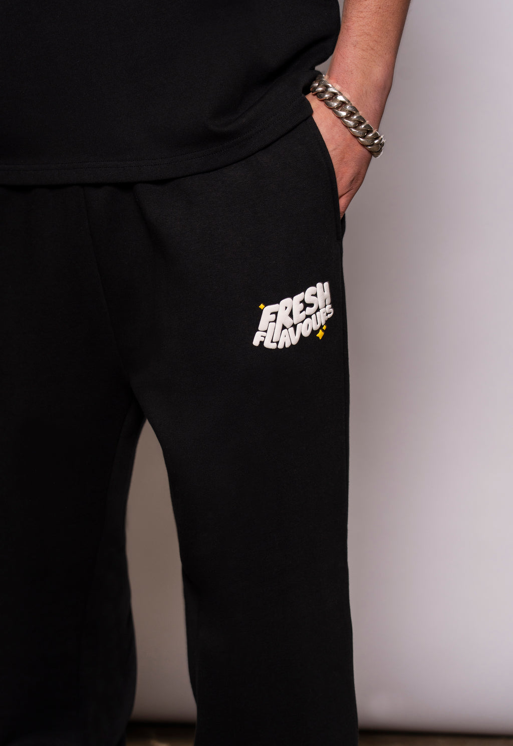 BLACK FRESH FLAVOURS JOGGER