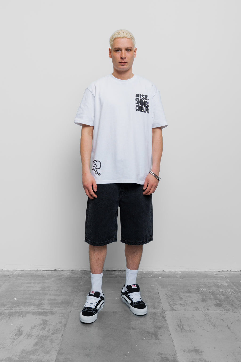 EMBOSSED BLACK DENIM SHORT