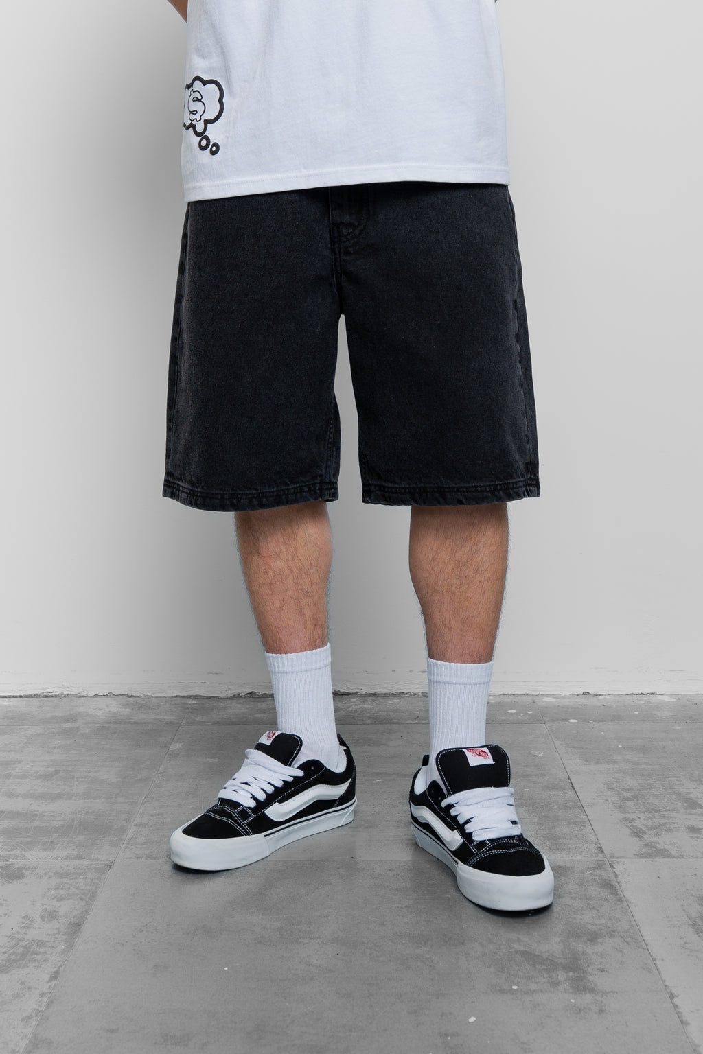 EMBOSSED BLACK DENIM SHORT