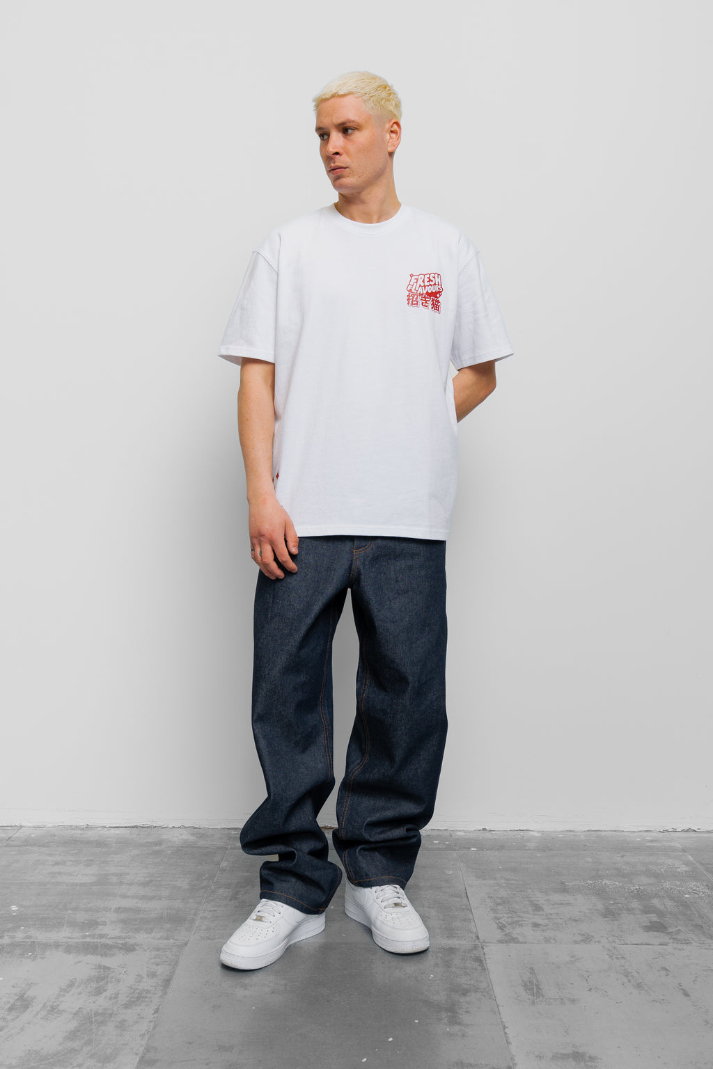 WHITE RAMEN TEE