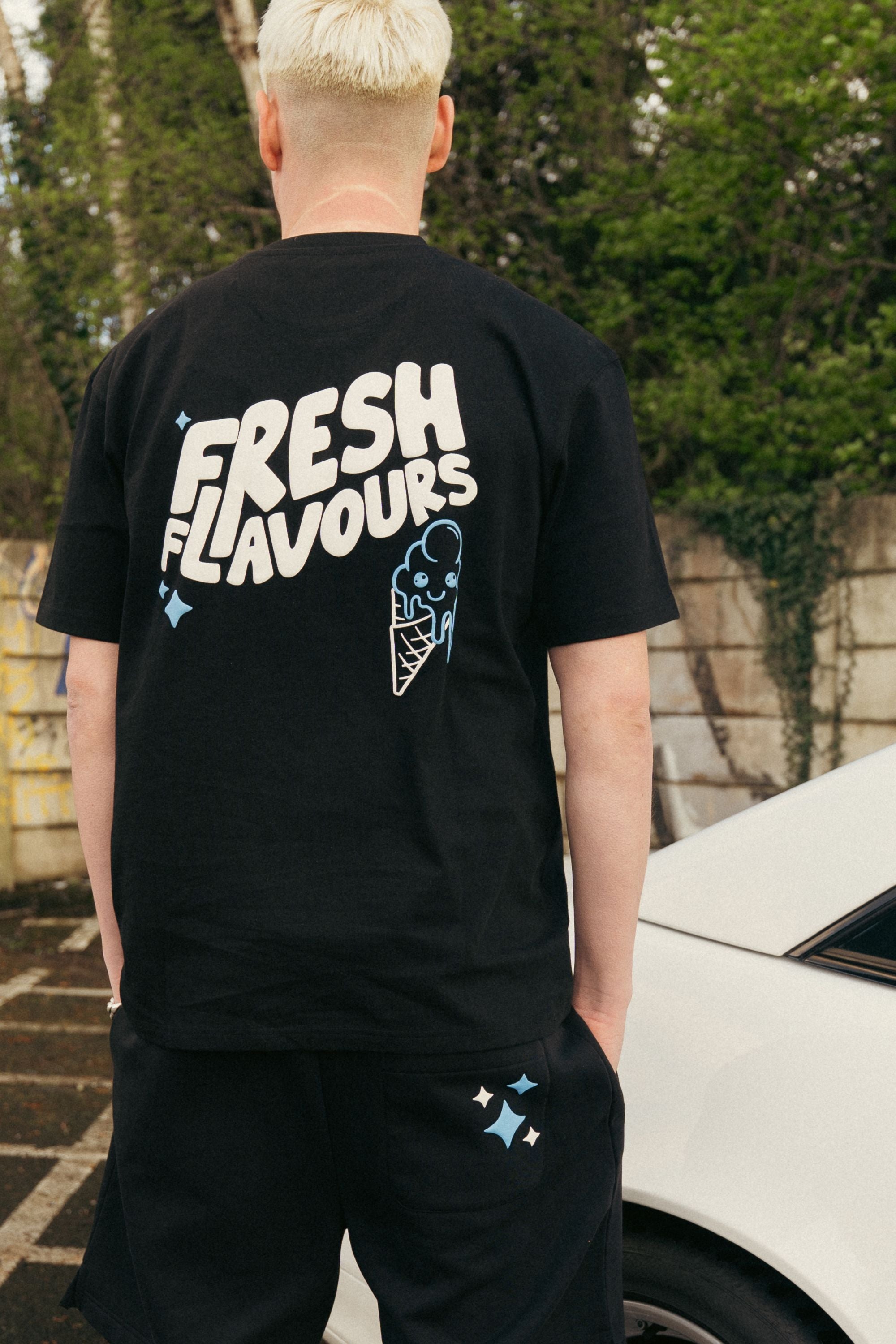 BLACK FRESH FLAVOURS TEE
