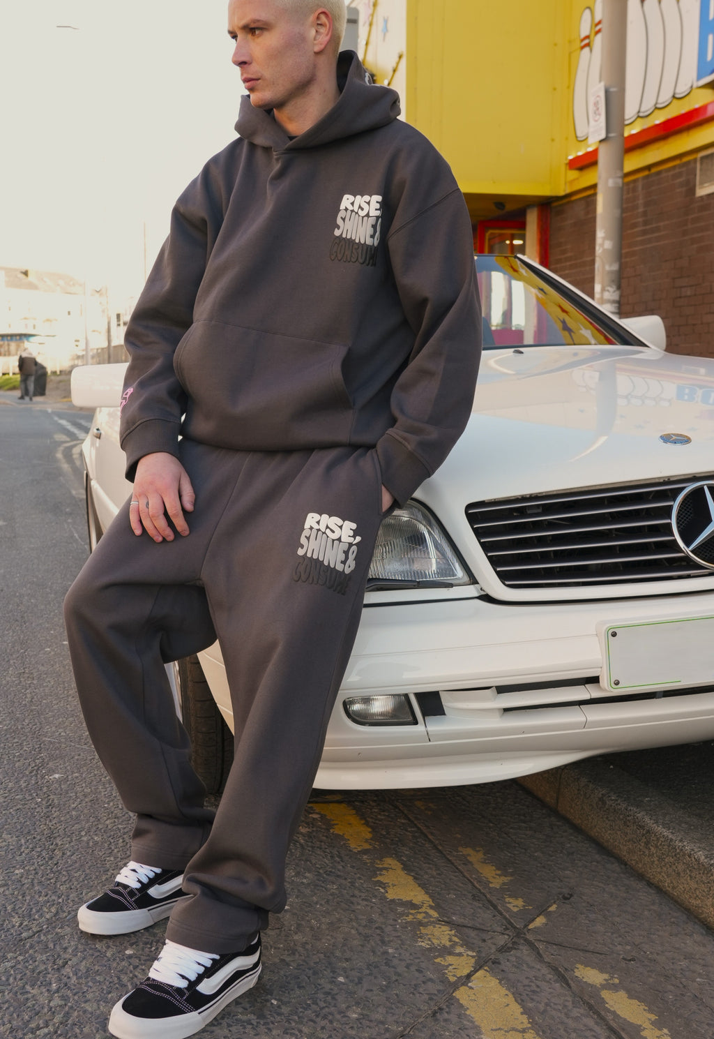 CHARCOAL RISE JOGGER